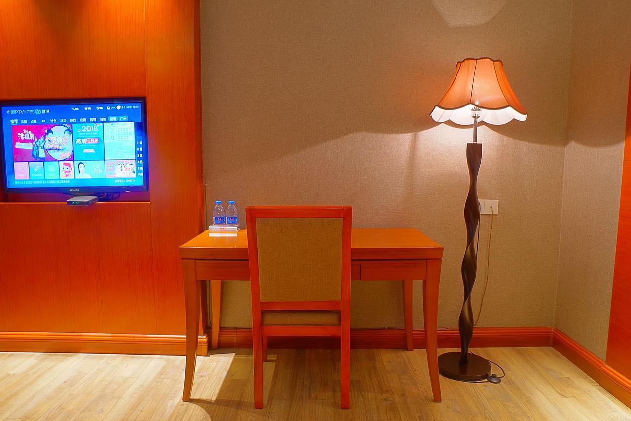 Borrman Hotel Guangzhou Tangxia Branch Exteriör bild