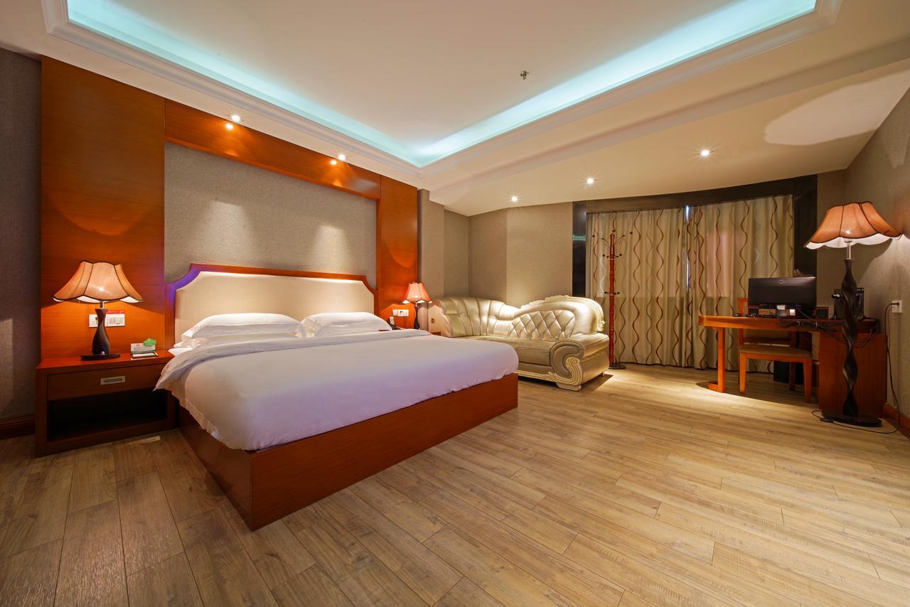 Borrman Hotel Guangzhou Tangxia Branch Exteriör bild