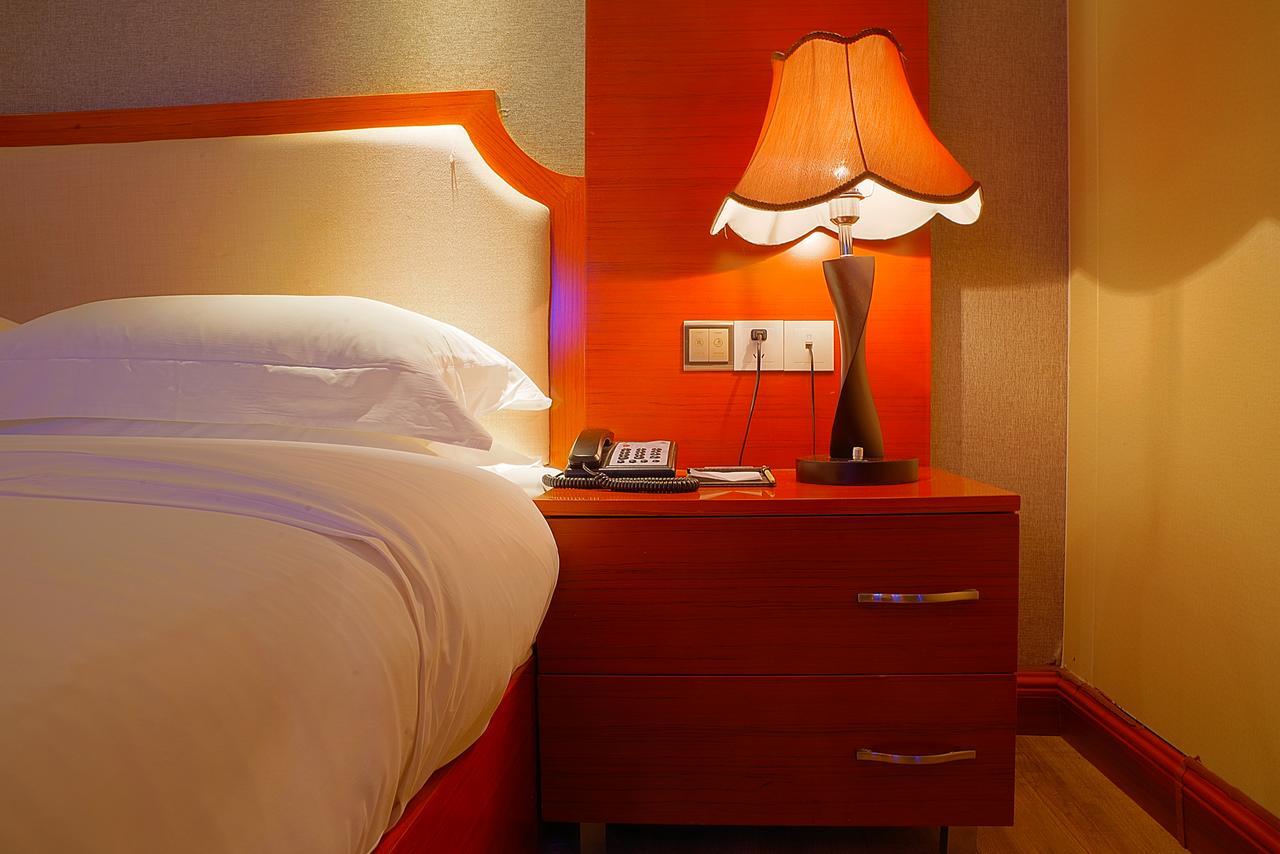 Borrman Hotel Guangzhou Tangxia Branch Exteriör bild